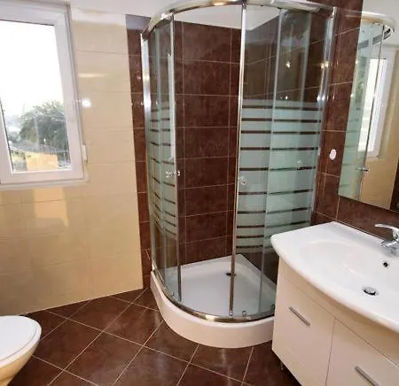 Marta Apartment *
